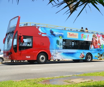 Cancun: Hop-On-Hop-Off Sightseeing Bus Tour