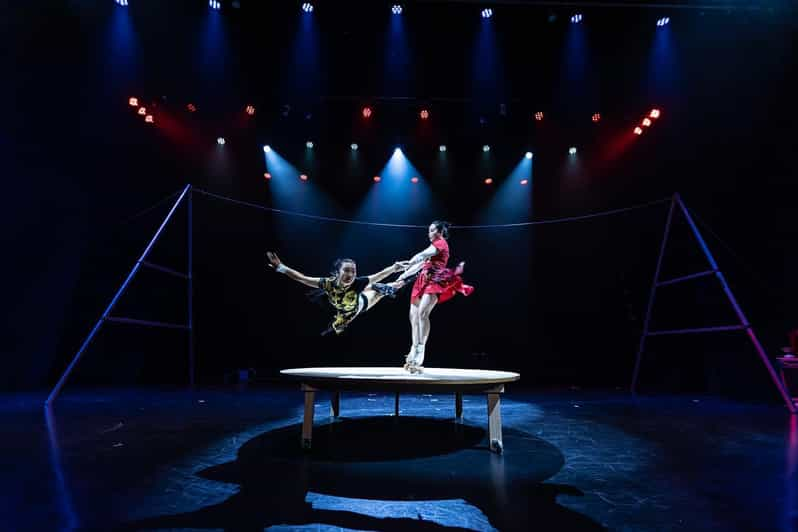 Branson: Grand Shanghai Circus- Amazing Acrobats of China | GetYourGuide