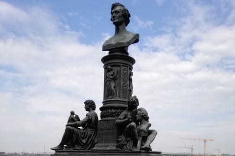 Dresden: River Elbe Smartphone Audio Tour