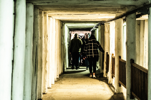 Cracovie : billet pour la mine de sel de WieliczkaMine de sel : visite avec transfert aller-retour en anglais