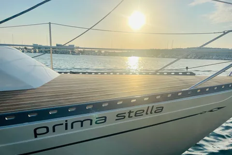 Marina Del Ray: Privat terapisejlads med små retter og vino
