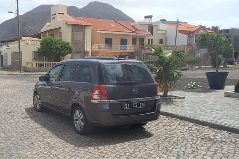 Visit Santiago: Full-Day with Private Taxi Driver