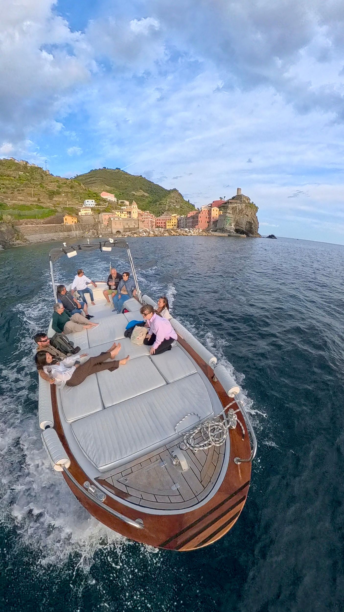 Monterosso: Tages- und Sonnenuntergangstouren mit Aperitif in den Cinque Terre