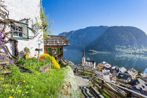 Excursion d'une journée en petit groupe à Hallstatt au départ de VienneAu départ de Vienne : visite guidée d'une journée entière à Hallstatt