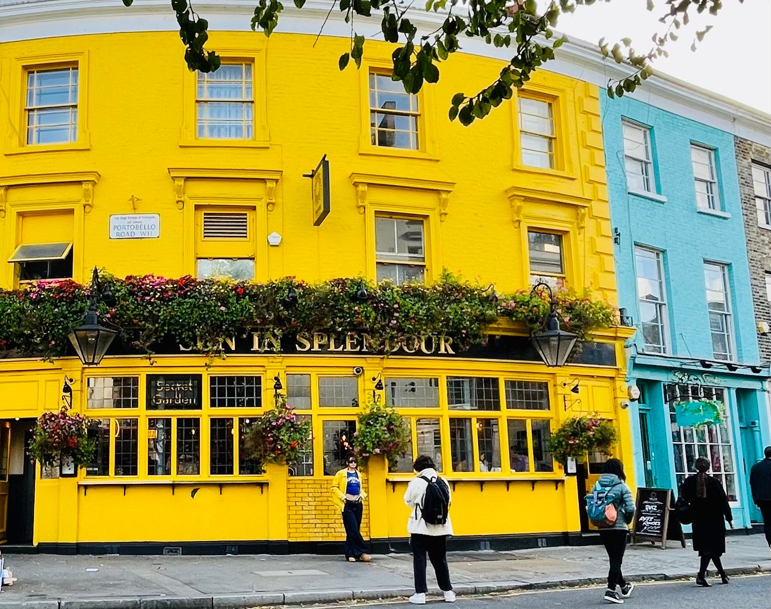 London Notting Hill Film Locations and Stars Walking Tour tickets and