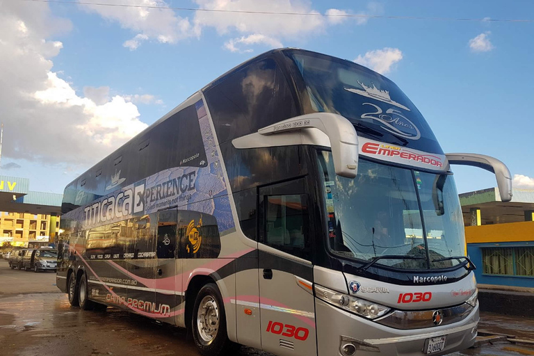 Titicacasjön: Bussresa från La PazTiticacasjön från La Paz med buss.