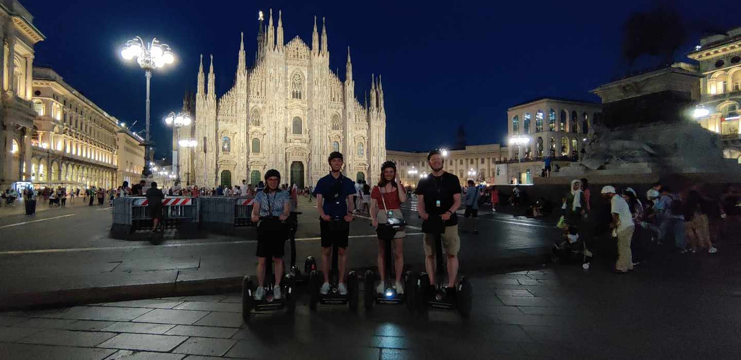 Mailand: 2,5-stündige Segway-Tour bei Nacht