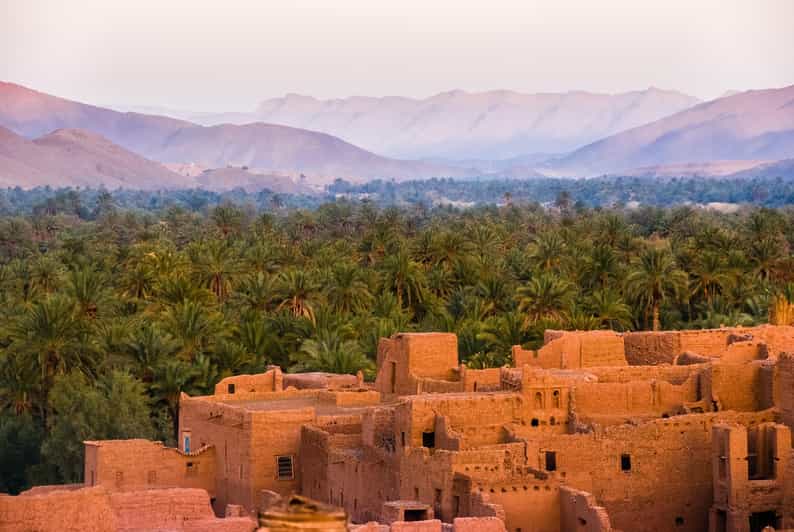 Aventure de 3 jours dans le désert du Sahara, de Ouarzazate à Erg Chegaga - bivouac