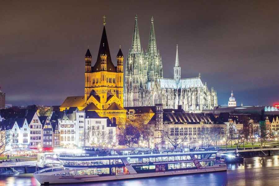 Köln: Advents-Flussfahrt auf dem Rhein