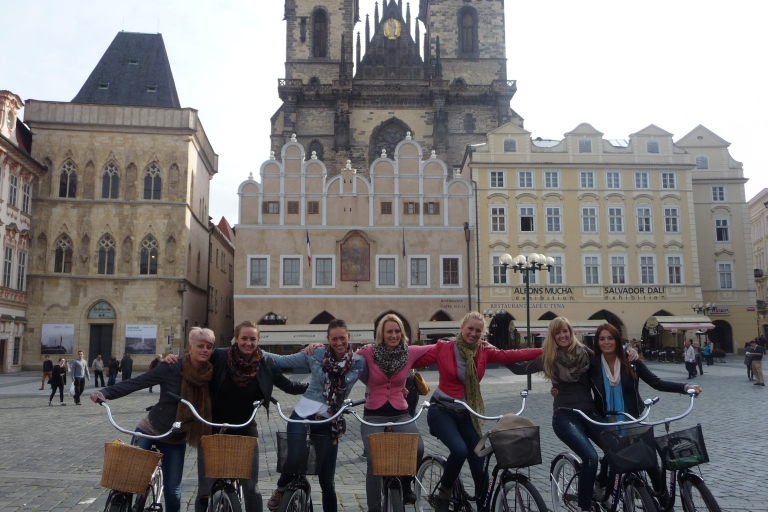 Praag: elektrische fietsverhuur met helm, slot en kaart