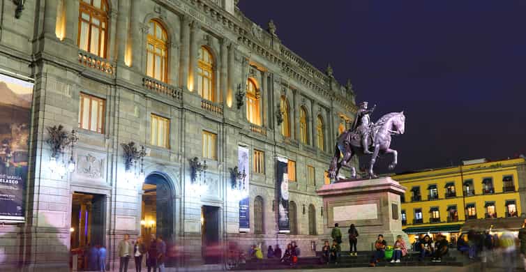 Mexico City: Night City Tour in a Double Decker Bus photo 8
