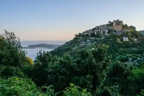 Èze: Privat guidet byvandring