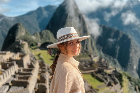 Cusco 4-d | Humantay Lake and Machu Picchu | All Included Cusco 4-d+ 2⭐Hotel | Humantay Lake and Machu Picchu