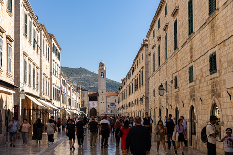 Dubrovnik: Tour a piedi alla scoperta della città e della sua storiaTour in inglese