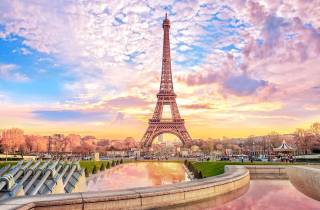 Paris: Eiffelturm-Führung mit dem Aufzug