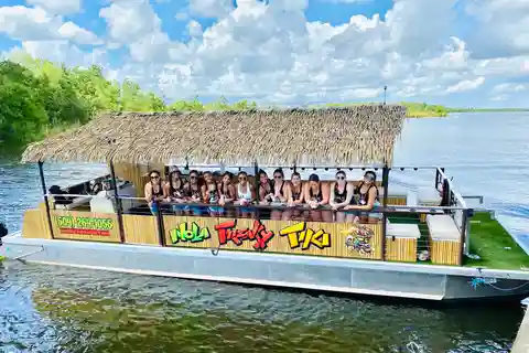 New Orleans: BYOB Tiki Boat Bayou Party and Wildlife Tour
