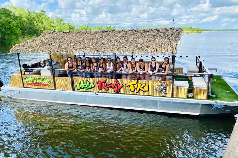 New Orleans: BYOB Tiki Boat Bayou Party und Wildlife Tour. Foto: GetYourGuide