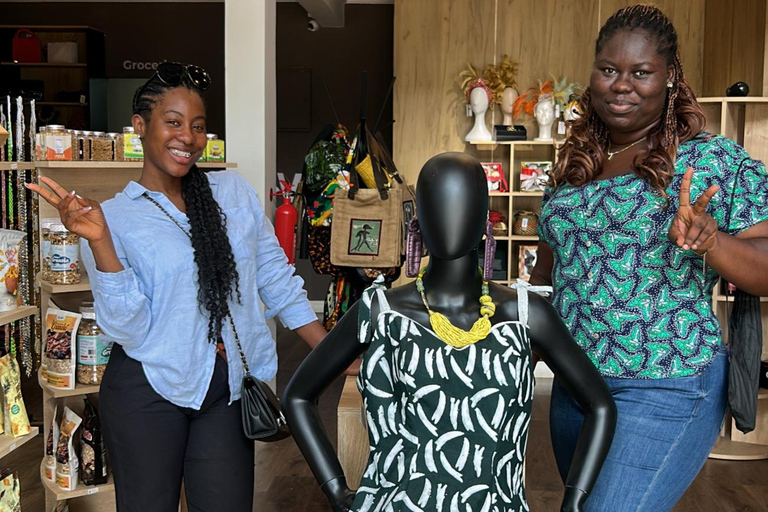 Makola Market Walking Tour: Fun, Snacks & Souvenir