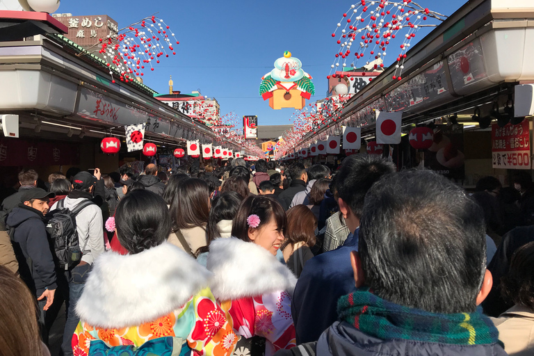 Asakusa: Geschichtstour und Live-Performance mit Mittagessen