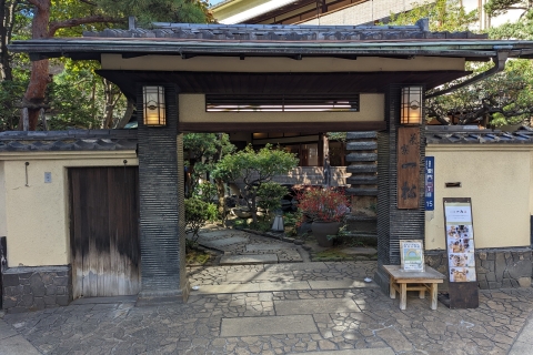 Exquisito Almuerzo Precedido por un Recorrido Histórico a Fondo por AsakusaTokio: Paseo Histórico por Asakusa y Almuerzo Tradicional