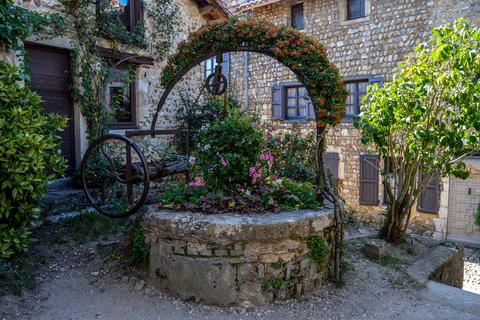 Pérouges: tour guidato privato del villaggio medievale