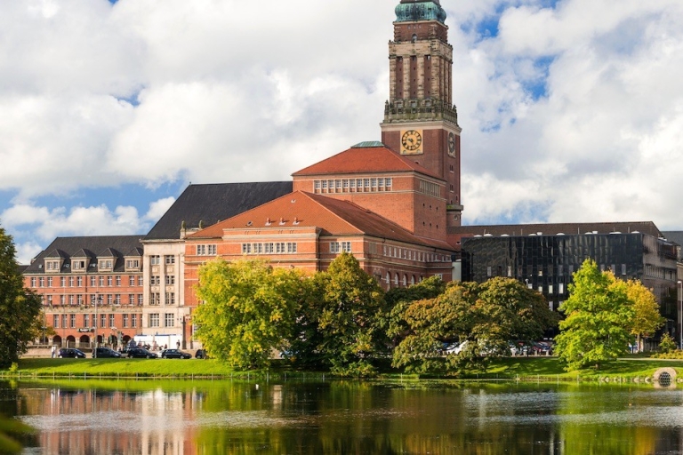 De historische haven van Kiel: een zelfgeleide audiotourKiel: zelfgeleide audiotour door historische haven per smartphone