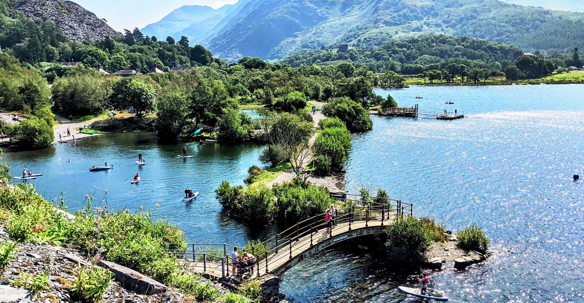 Snowdonia, Bodnant 花园和城堡私人巡回 - Hizvo