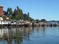 Von Puerto Varas, Insel Chiloe Ganztagestour - Hizvo