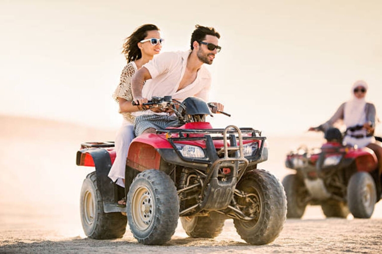 Sharm El Sheikh : Excursion au coucher du soleil en quad avec Echo MountainExcursion au coucher du soleil en quad double avec promenade à dos de chameau, dîner et spectacle