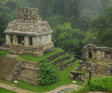 Tuxtla Gutierrez: Palenque Ruins Day Tour with Breakfast
