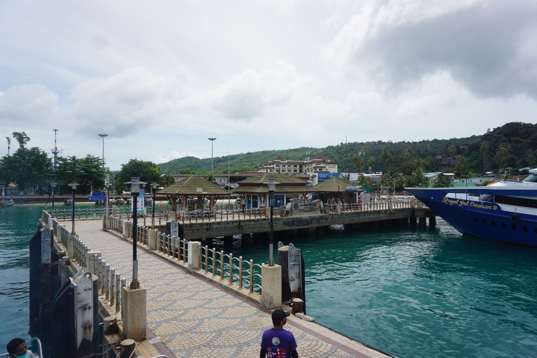 Krabi: transfer per speedboot van/naar Tonsai of Laemtong BeachLaemtong Beach naar Krabi Pier zonder inleveren bij hotel