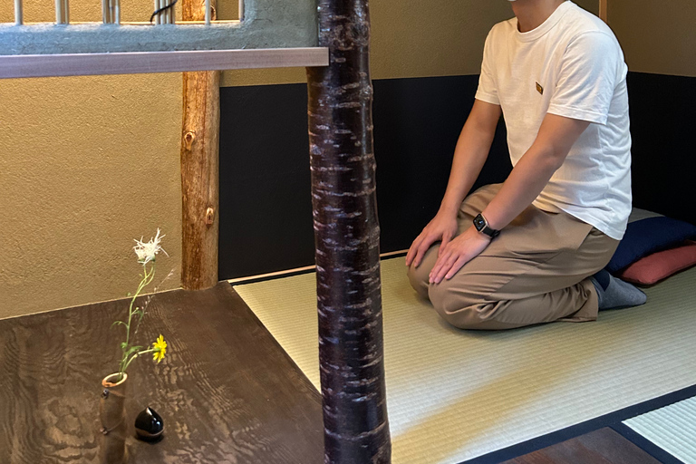 Kyoto: Ceremonia tradicional del té y haga su propio té matchaCeremonia privada de té