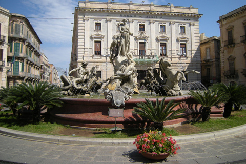 Desde Catania: tour de Siracusa, Ortigia y Noto