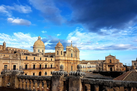 Desde Catania: tour de Siracusa, Ortigia y Noto