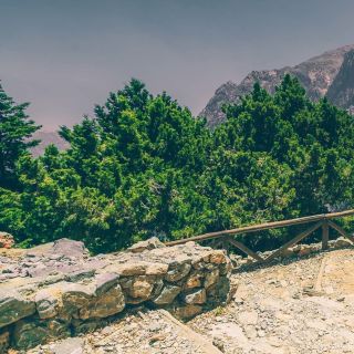 From Chania or Rethymno: Samaria Gorge Full-Day Hiking Trip