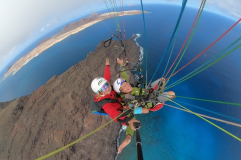 Lanzarote: Tandem Paragliding