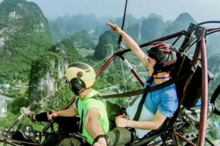 Yangshuo Paragliding and Hot Air Balloon Experience