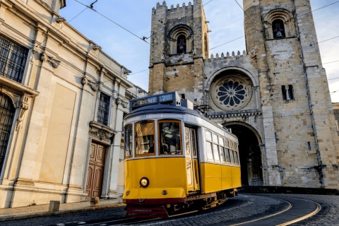 Lisbonne : Visite privée d'une journéeLisbonne : Tour privé des points forts de la ville avec transfert