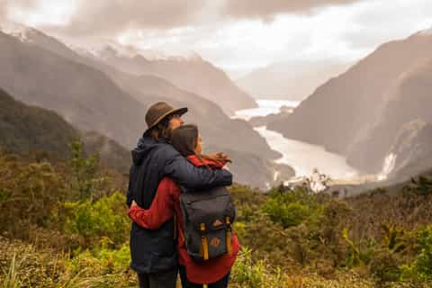Manapouri: Fiordland National Park Doubtful Sound Cruise