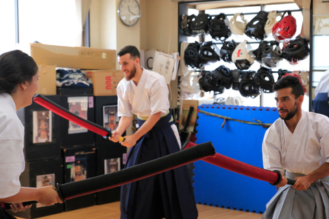 Tokyo: Esperienza autentica di samurai e allenamento in un dojo