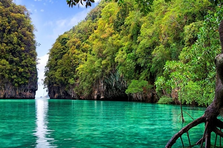 Krabi: Excursión privada en lancha rápida por la isla de Hong y snorkel