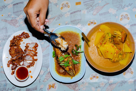 Phuket: Peranakan Evening Food Walking Tour