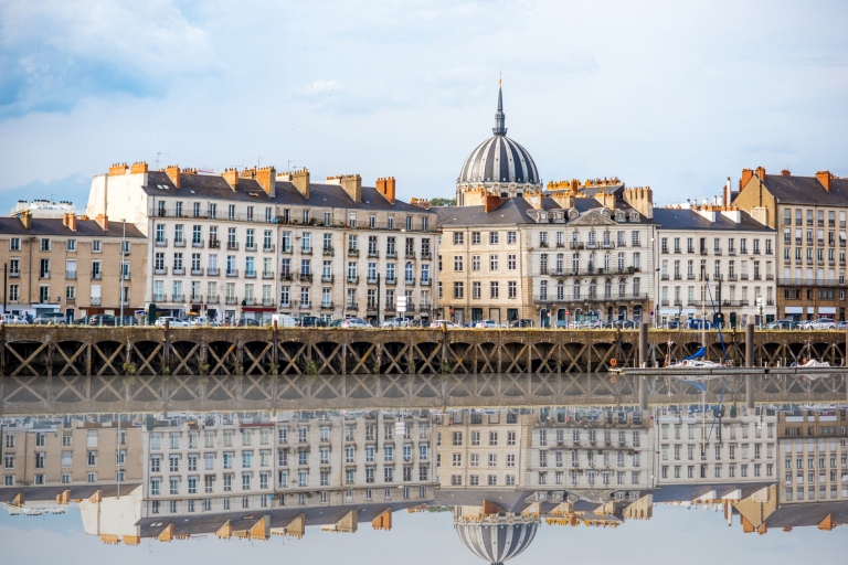 Nantes : Visite guidée de la ville en audioguide avec Smartphone