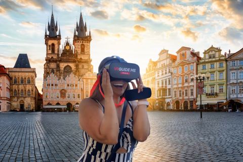 Prague: Immersive Historical Walking Tour w/Virtual Reality
