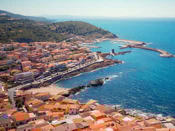Castelsardo: Medieval Village Walking Tour with Aperitif