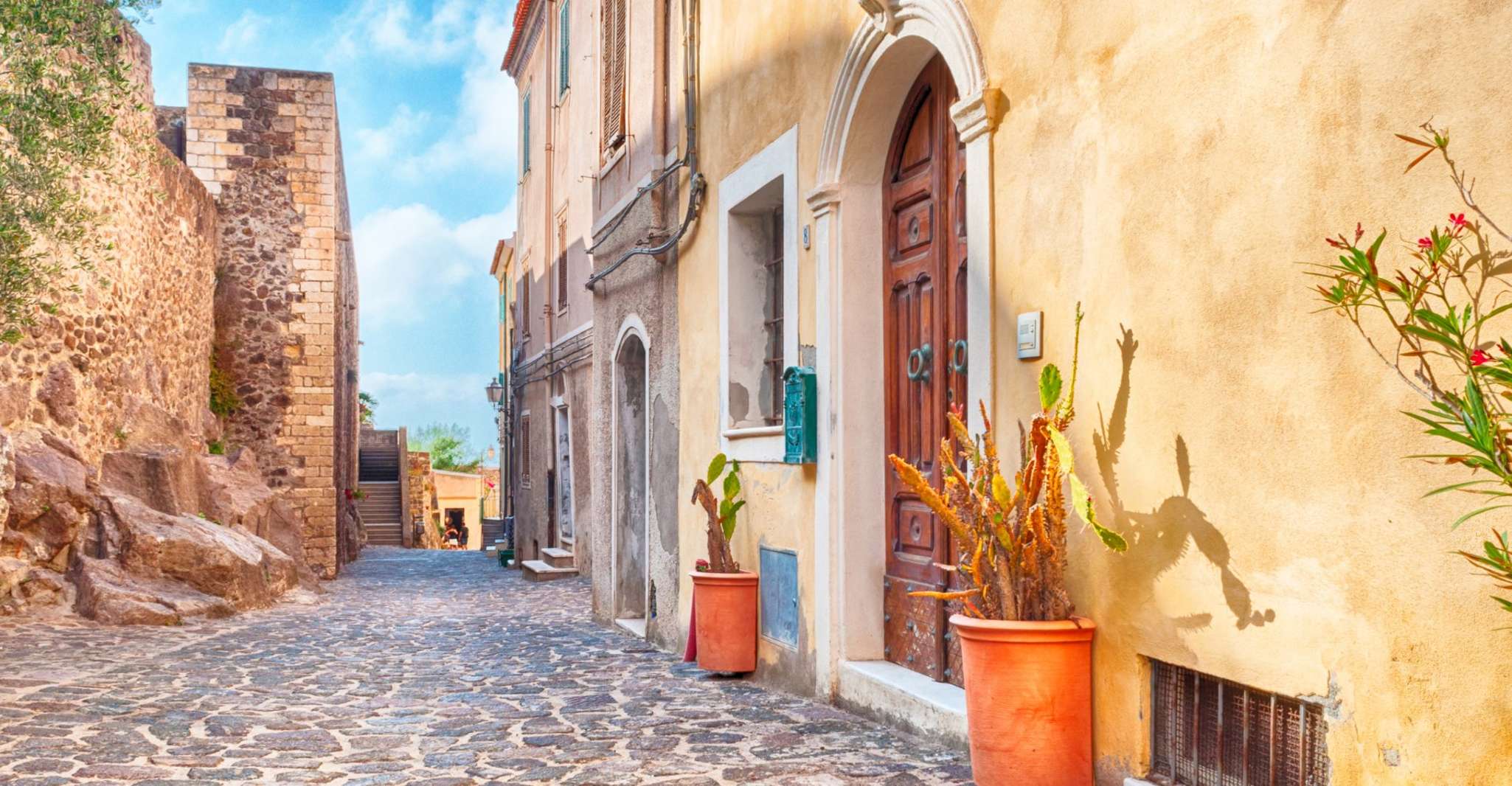 Castelsardo, Medieval Village Walking Tour with Aperitif - Housity