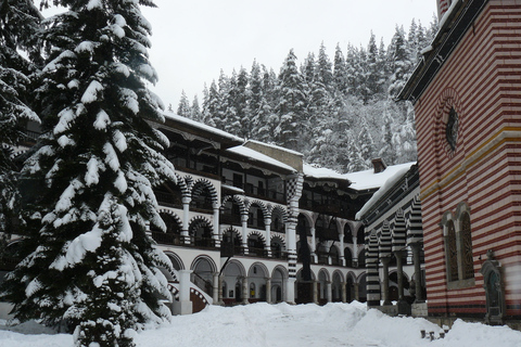 Rila kloosterrondleiding met gids vanuit BanskoRondleiding door het Rila-klooster vanuit Bansko