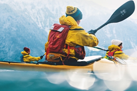 Interlaken: tour de kayak de invierno en el lago de BrienzCancelar con hasta 3 días de anticipación: Winter Kayak Tour
