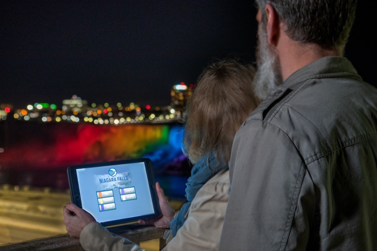 Wodospad Niagara, Kanada: Nocna wycieczka z kolacją i pokazem świetlnymWodospad Niagara: Nocna wycieczka z kolacją i pokazem świetlnym