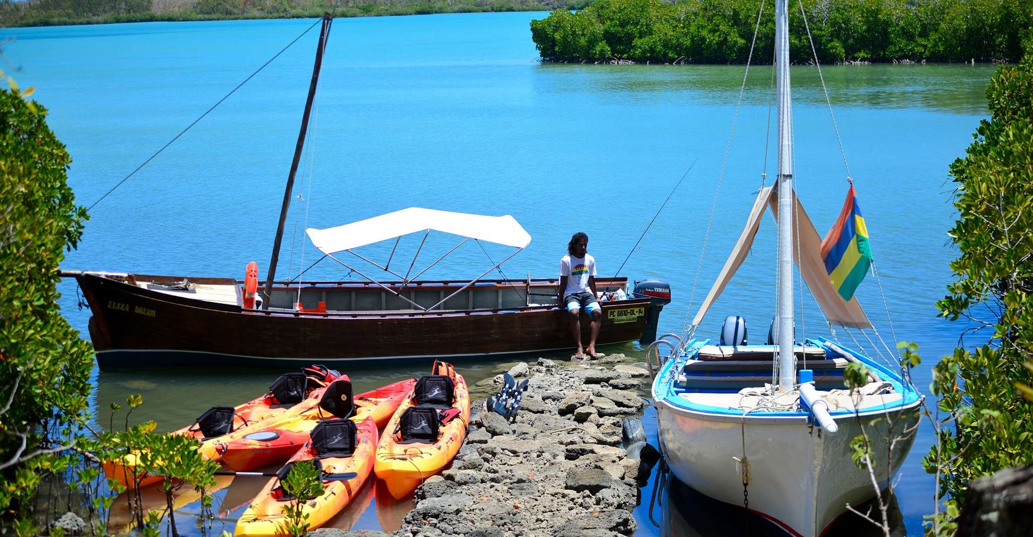 Mauritius, Amber Island Kayak Expedition - Housity